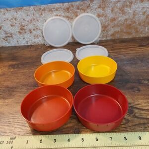 Vintage Tupperware 1286 4.5" Bowls Set of 4 Red Orange Yellow with Lids 215 USA